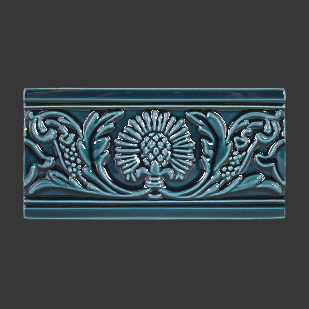 Midnight Thistle Victorian Tile