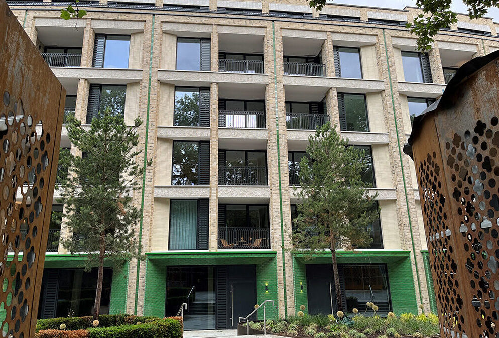 Cluny Mews Featuring Cut Grass Brick Slip